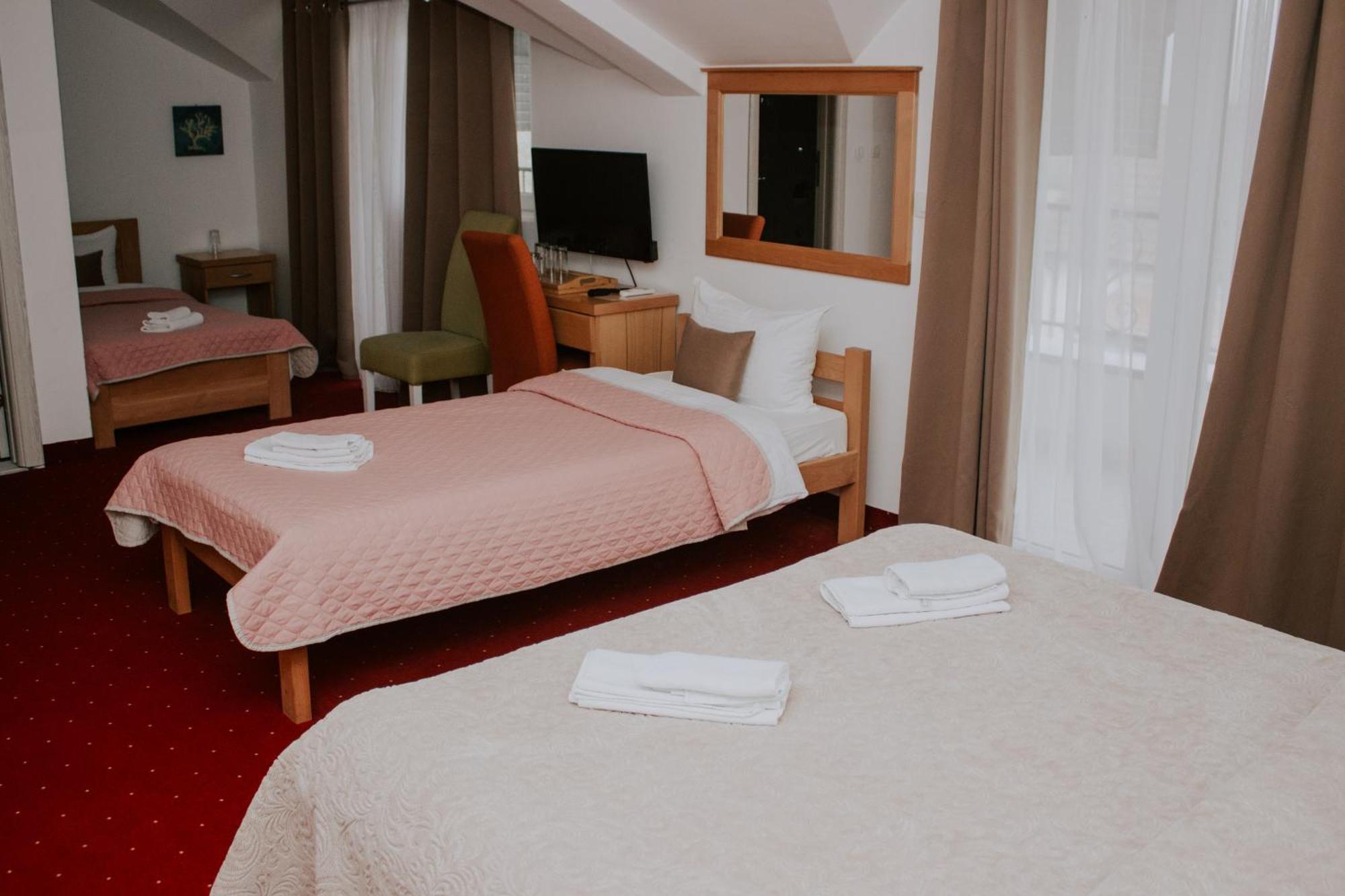 Hotel Serdar Mojkovac Pokoj fotografie