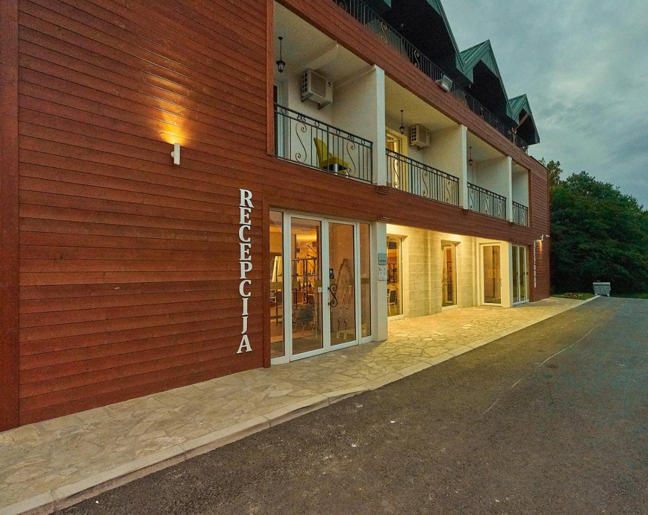 Hotel Serdar Mojkovac Exteriér fotografie